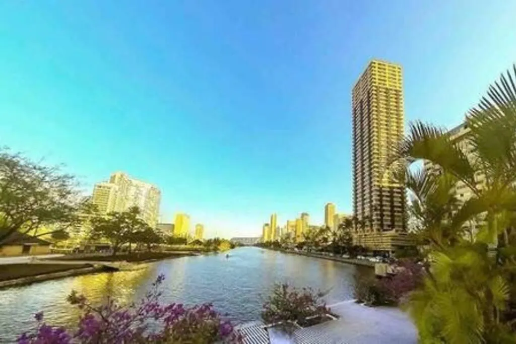Waikikibeach Familyroom For 10 People River View Honolulu Apartment