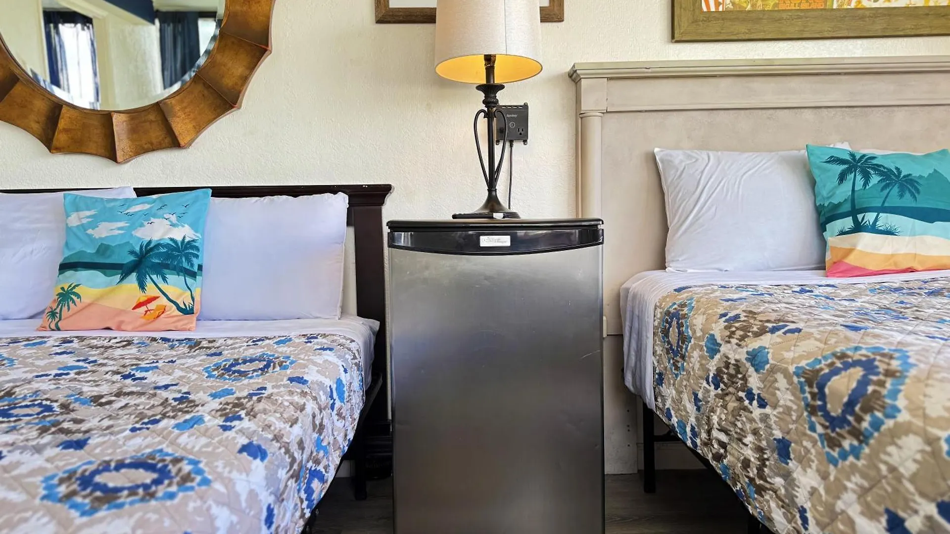 아파트 Waikikibeach Familyroom For 10 People River View 호놀룰루