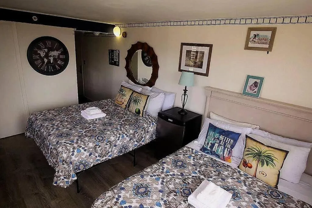 Waikikibeach Familyroom For 10 People River View Honolulu 0*,