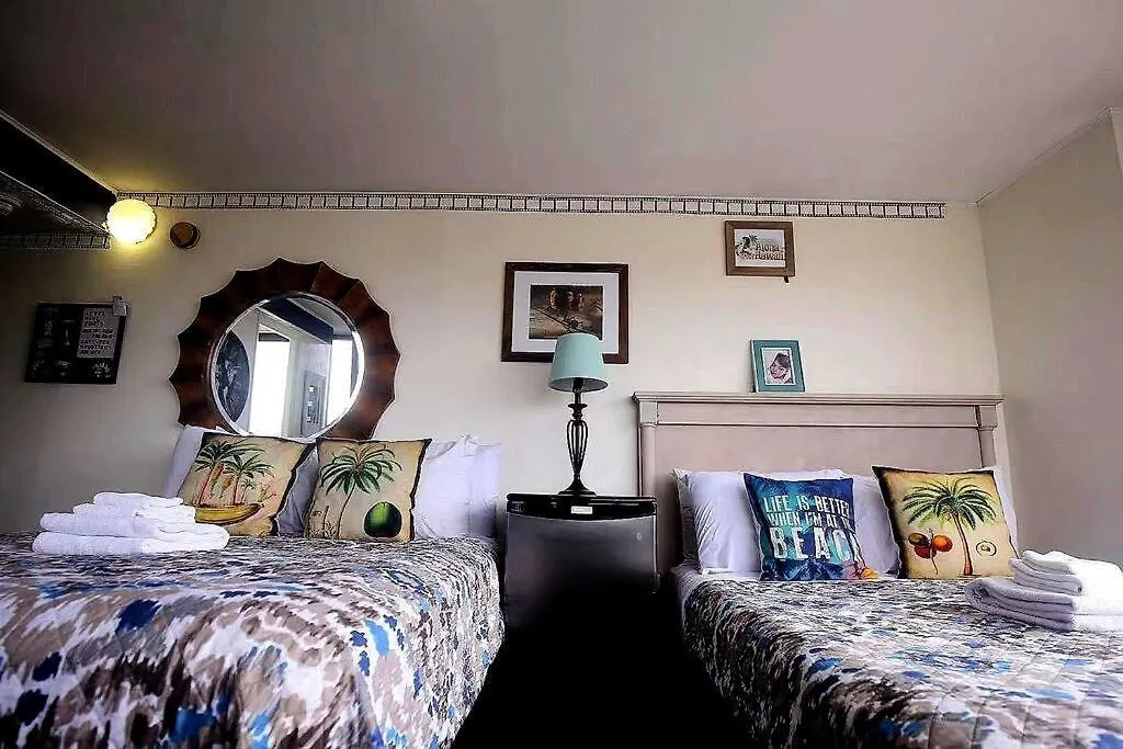 Waikikibeach Familyroom For 10 People River View Honolulu